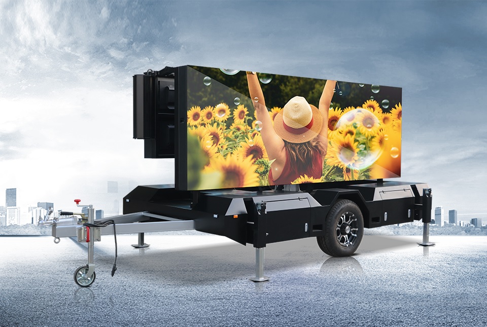 EF series Mobile led trailer