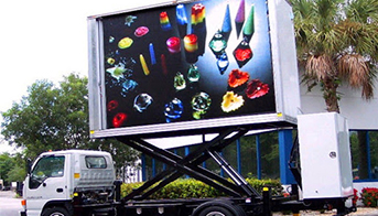 A self-sufficient truck mounted screen
