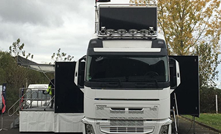 Expandable exhibition trailers
