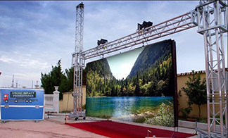 Your Complete Guide to Mobile Outdoor Screens
