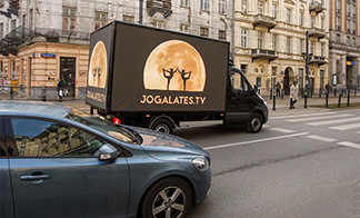 5 Reasons to Invest in Vehicle Graphics for LED vehicle