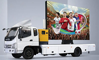 Custom mobile display truck