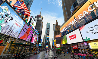 Mobile advertising emphasizing its mix of tech and human touch