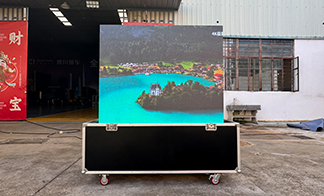 Break free from limitations! The portable flight case LED screen redefines outdoor TV viewing